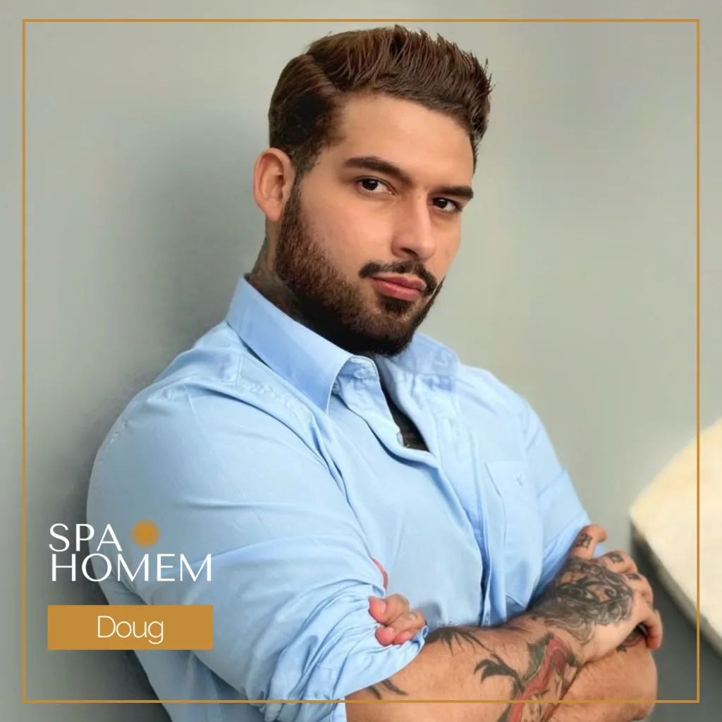 Massagista masculino Doug